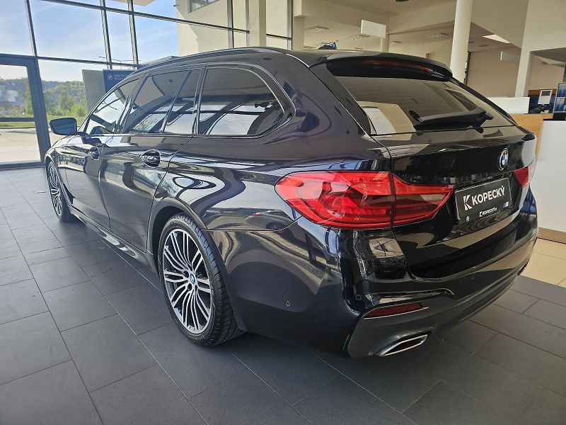 BMW Řada 5 540d xDrive - fotka 5 z 26