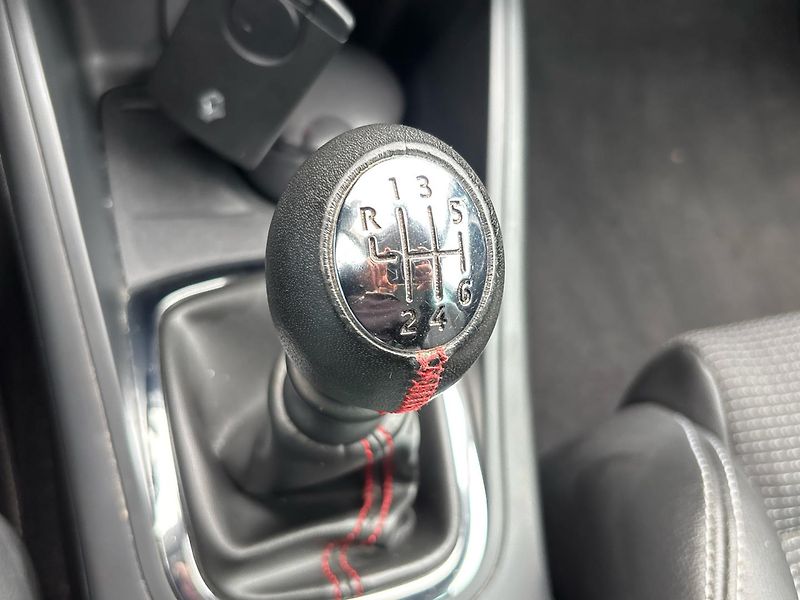 Renault Mégane GT Line - fotka 26 z 27