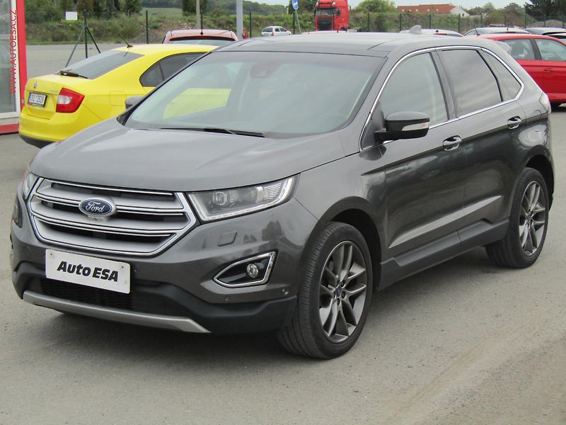 Ford Edge (2016) 2.0TDCi 4x4, Titanium, AT - fotka 3 z 22