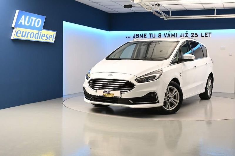 Ford S-MAX (2020) 2.0 140 KW LED SONY ACC 8AT EC - fotka 2 z 37