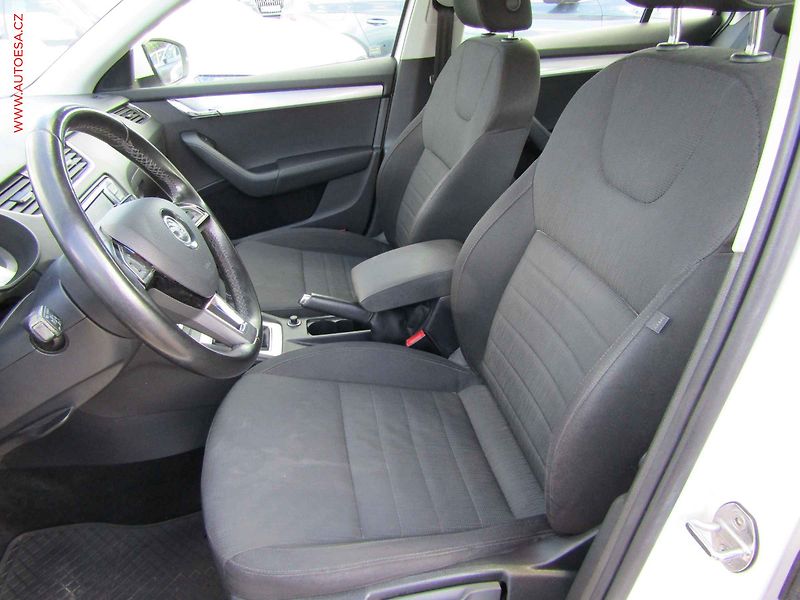 Škoda Octavia (2016) 2.0TDi, ČR, AAC, výhř.sed. - fotka 9 z 17