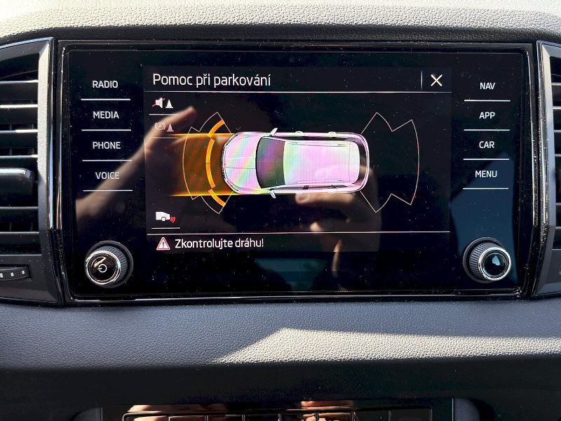 Škoda Karoq (2025) 1.5 TSI / 110 kW / SELECTION - fotka 7 z 29
