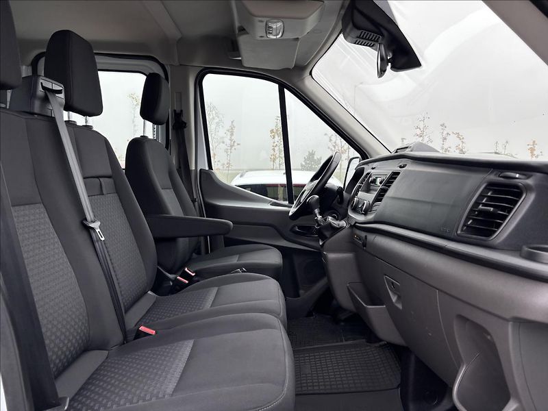 Ford Transit 2,0 EcoBlue 96kW AWD L3 DPH - fotka 17 z 35