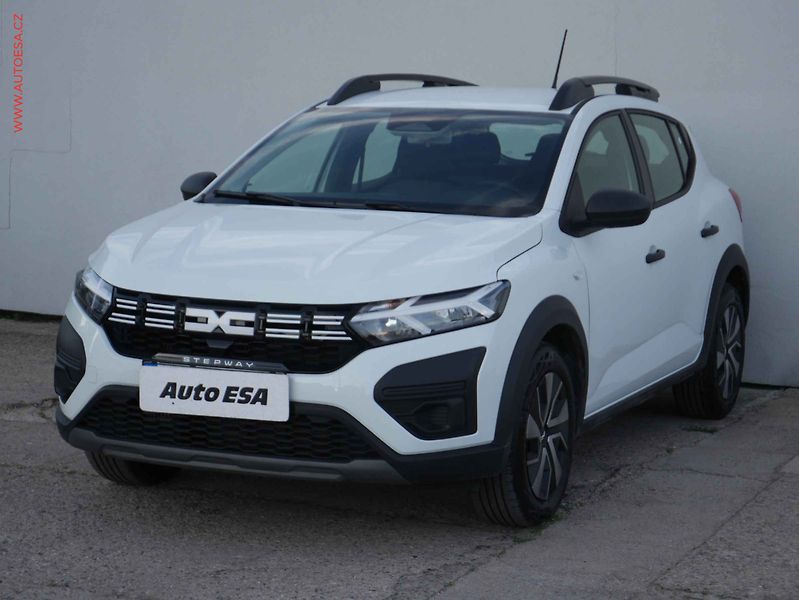 Dacia Sandero (2025) 1.0 TCe, 1.maj,ČR, LED, AC - fotka 3 z 17
