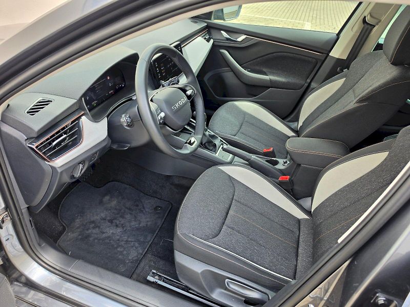 Škoda Scala (2025) 1,0TSI 85KW DSG TOP SELECTION - fotka 21 z 31