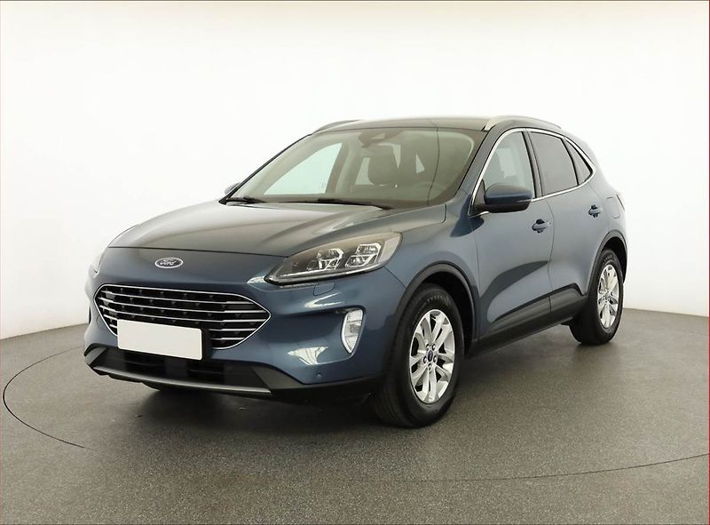 Ford Kuga (2020) Titanium 1.5 EcoBlue - fotka 2 z 18