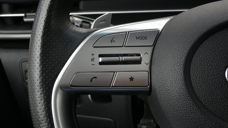 Hyundai Staria 2.2 CRDi Luxury 4x4 Auto - fotka 13 z 32