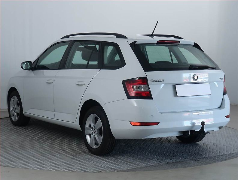 Škoda Fabia (2019) 1.0 TSI, Tempomat - fotka 4 z 15