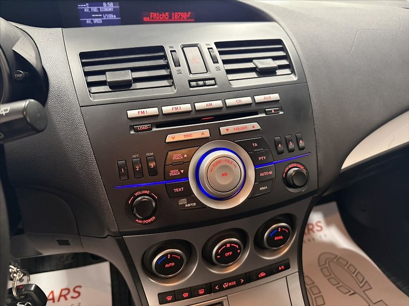 Mazda 3 1,6   i TX VÝHŘEV TAŽNÉ ČIDLA - fotka 14 z 32
