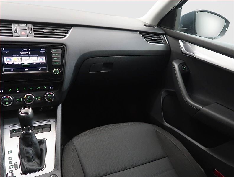 Škoda Octavia (2016) Style 1.6 TDI, Automat - fotka 8 z 18