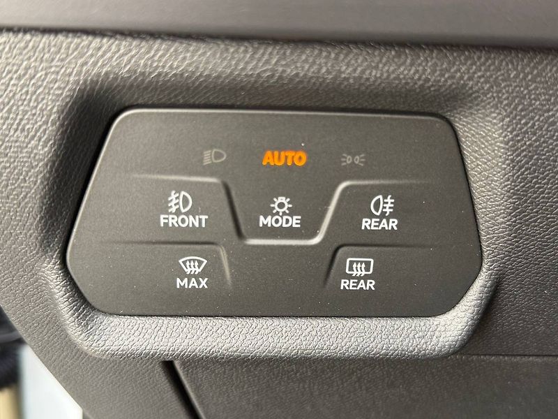 Cupra Leon (2026) 1.5 eTSI 110 kW DSG - fotka 20 z 25