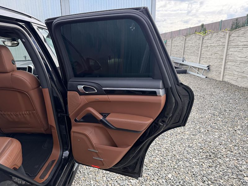 Porsche Cayenne 3.0TDI V6 265PS 4x4 GTS PAKET! - fotka 114 z 159