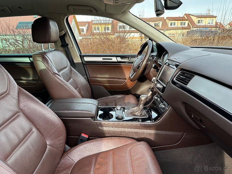 Volkswagen Touareg (2014) - fotka 6 z 10