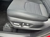 Toyota C-HR 2,0 HEV e-CVT Executive - náhled 13