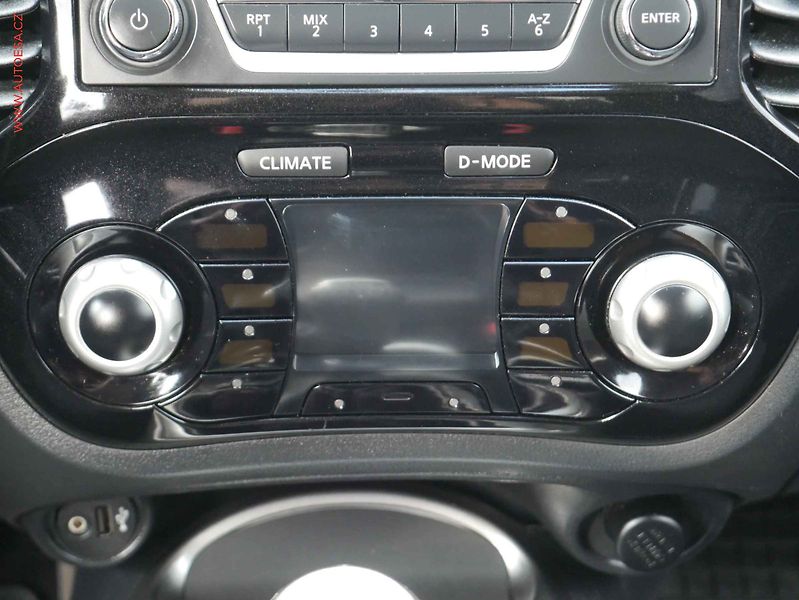 Nissan Juke (2016) 1.2DIG-T, ČR - fotka 12 z 14