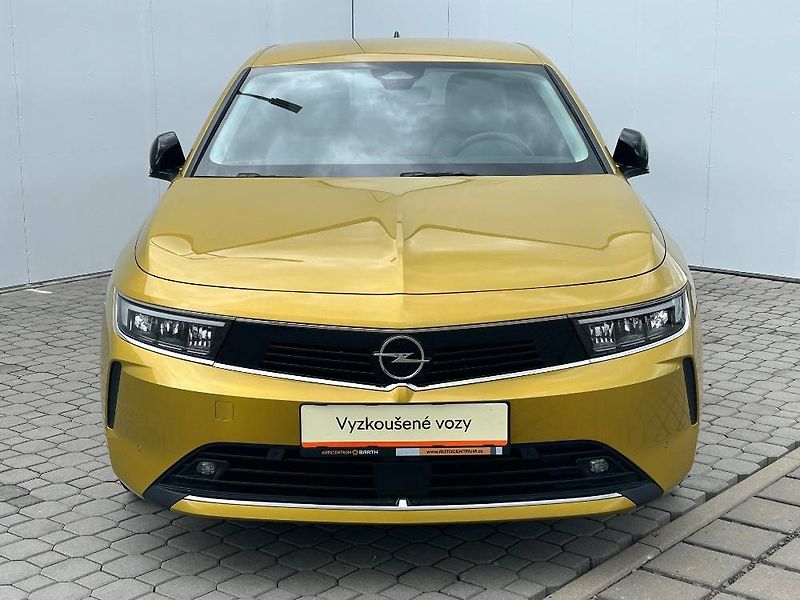 Opel Astra Elegance AT8 1,2 TURBO - fotka 4 z 25
