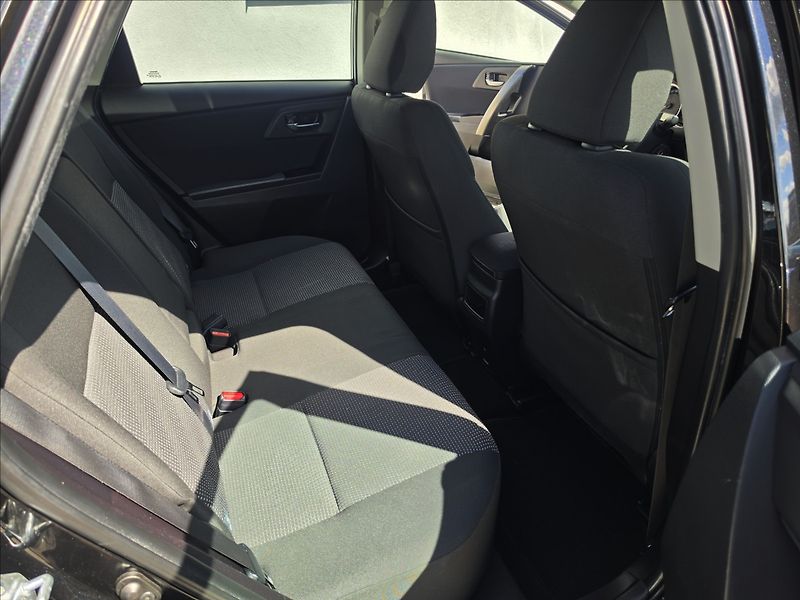 Toyota Auris 1,6 97 KW Automat kamera navi - fotka 28 z 44