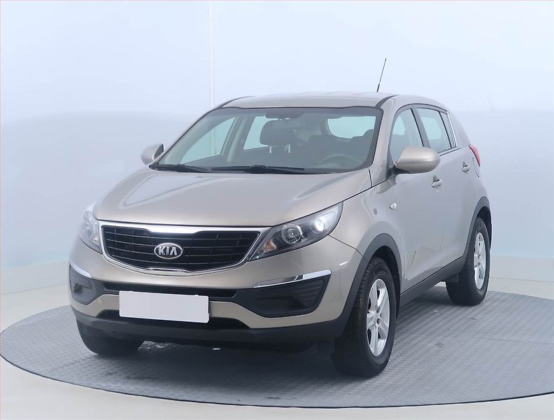 Kia Sportage (2015) 1.6 GDI - fotka 2 z 14