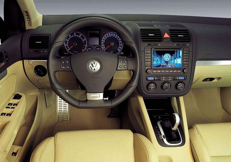 Volkswagen Golf GTI VIII z roku 2020
