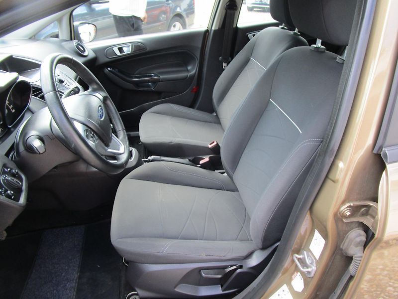 Ford Fiesta 1,2-60KW-NOVÁ STK+OLEJ+ROZVODY - fotka 7 z 15