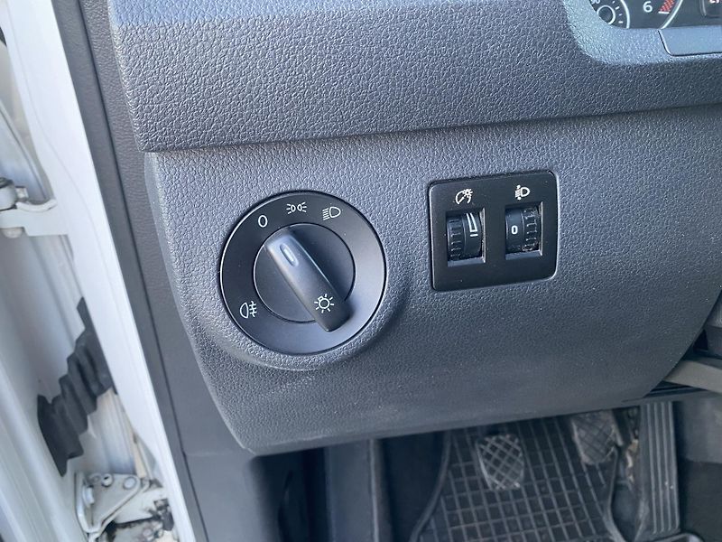 Volkswagen Caddy 2.0TDi,4MOTION, VÝB.STAV!! - fotka 18 z 45