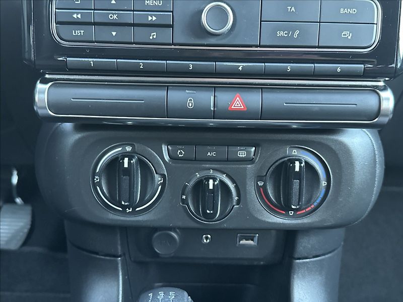 Citroën C3 1,2 82PS  Feel Komfort - fotka 26 z 52