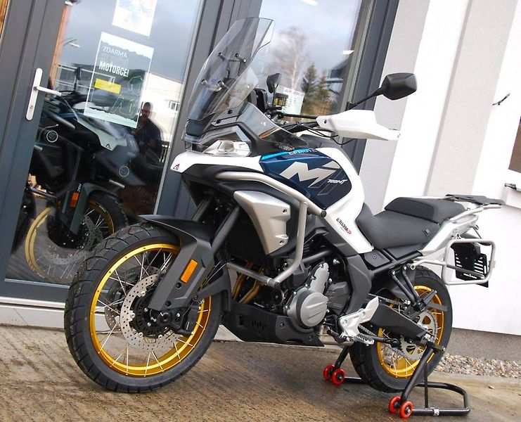 CFMOTO (2026) 700MT Adventure WHITE - fotka 4 z 25