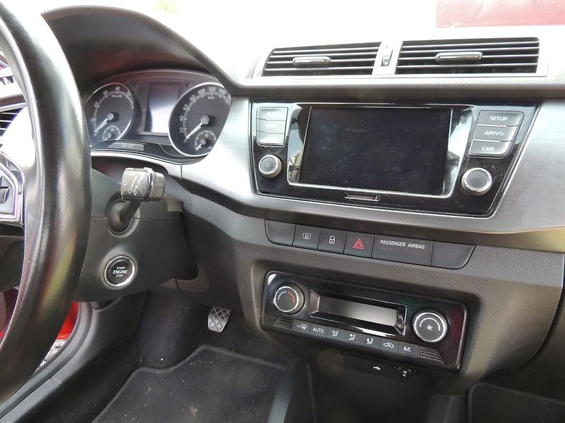Škoda Fabia (2020) 1.0,Combi,Style,1.majČR,tažné - fotka 14 z 24
