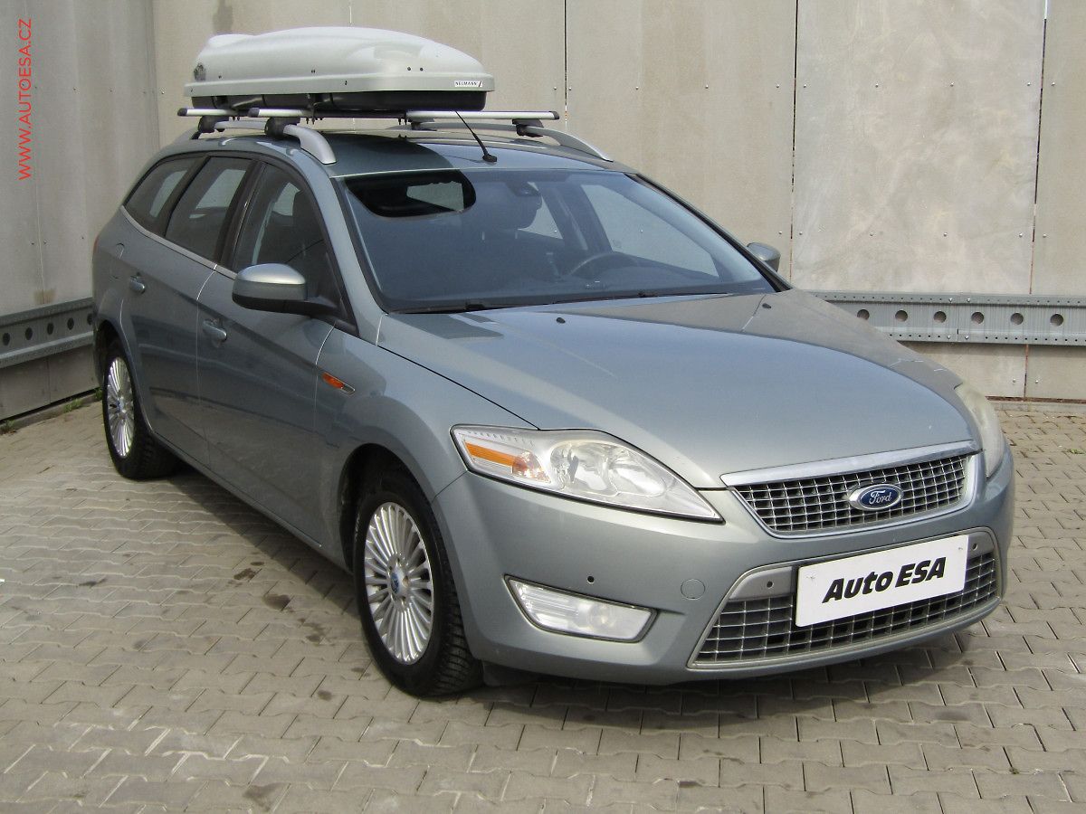 Ford Mondeo 2.0i, AC, park.čidla