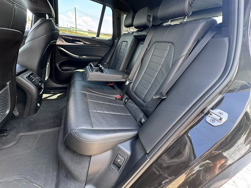 BMW X3 (2018) XDRIVE 2,0i 185 KW STK - fotka 35 z 46