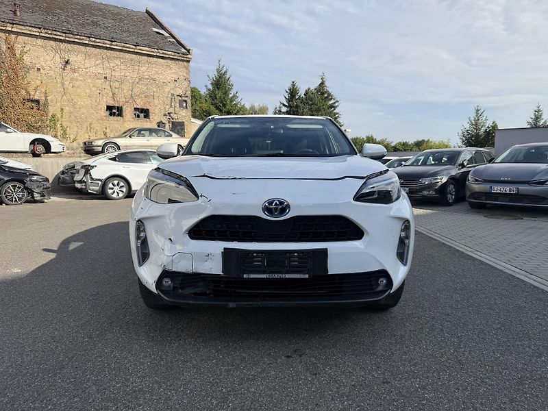 Toyota Yaris Cross Hybrid 68 kW - fotka 3 z 26