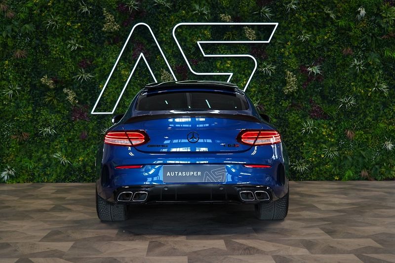 Mercedes-Benz Třídy C (2022) 63s*AMG*CERAMIC*HUD*CARBON*360 - fotka 6 z 44