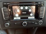 Volkswagen Touran (2011) 2.0 TDi CROSS - náhled 13