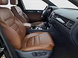 Volkswagen Touareg (2013) 4.2 V8 TDi, 4X4, Automat - náhled 9