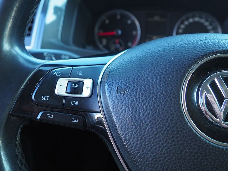 Volkswagen Multivan (2018) 2.0 TDI, 110kW, 4Motion, Long - fotka 23 z 37