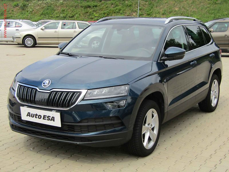 Škoda Karoq (2020) 1.5 TSi, 2.maj, LED, navi - fotka 3 z 18