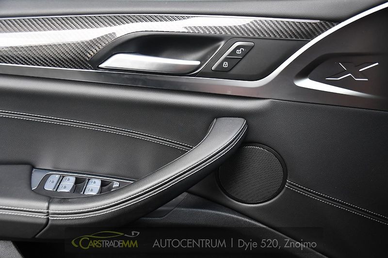 BMW X4 xD30d M-SPORT NTOP TAŽNÉ ČR 1M - fotka 25 z 54