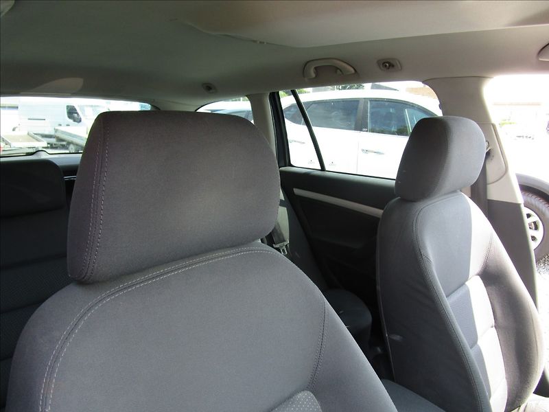Škoda Octavia Combi 1.9TDi 4x4, aut. Klima - fotka 18 z 38