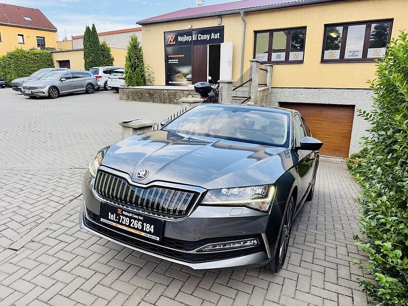 Škoda Superb (2022) iV 1,4TSi 160kW STYLE DCC TAŽN - fotka 14 z 26