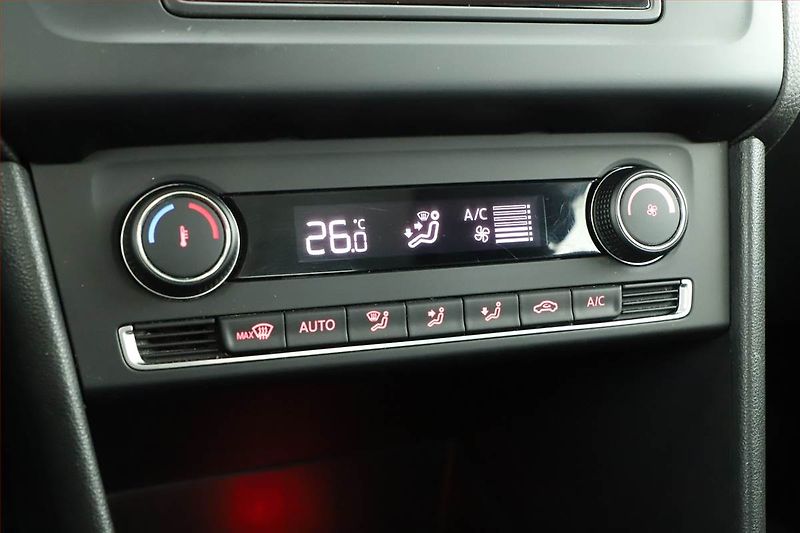 Volkswagen Polo (2017) Maraton Edition 1.2 TSI - fotka 12 z 17