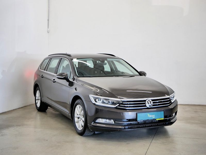 Volkswagen Passat - fotka 8 z 25