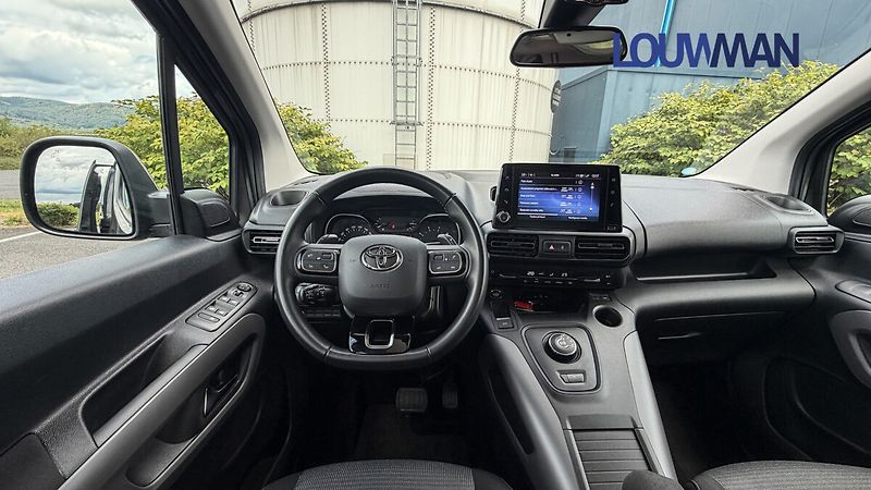 Toyota ProAce City Verso 1.2T 8AT FAMILY COMFORT - fotka 5 z 26