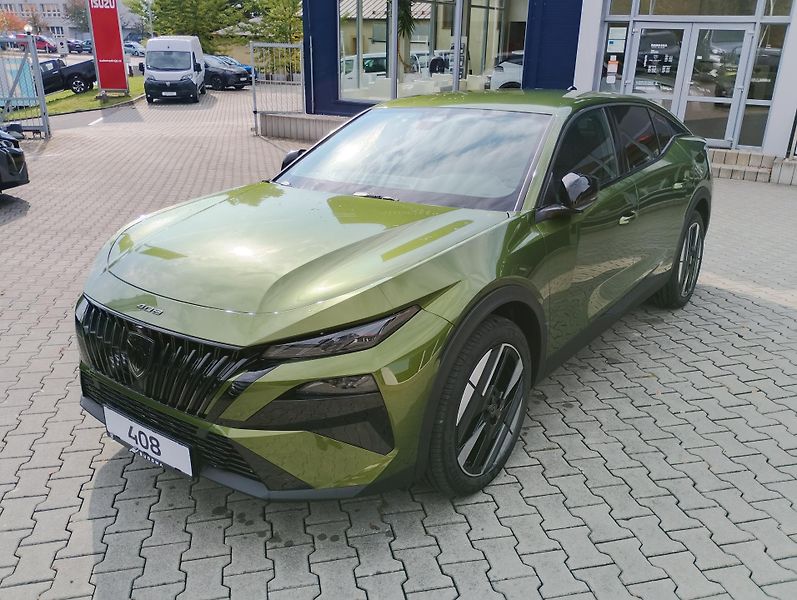 Peugeot 408 (2026) ALLURE Hybrid 145 e-DCS6 - fotka 3 z 30