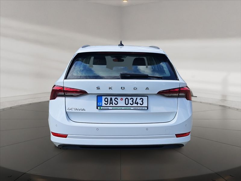 Škoda Octavia 2,0 TDI Ambition - fotka 5 z 11