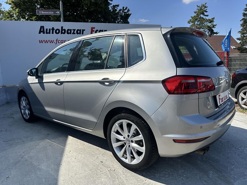 Volkswagen Golf Sportsvan (2015) 1.4 TSI 92 KW - fotka 7 z 37
