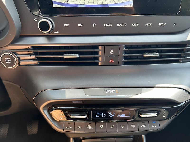 Hyundai i20 1,0 T-GDI 74 kW 6st. STYLE FL - fotka 26 z 31