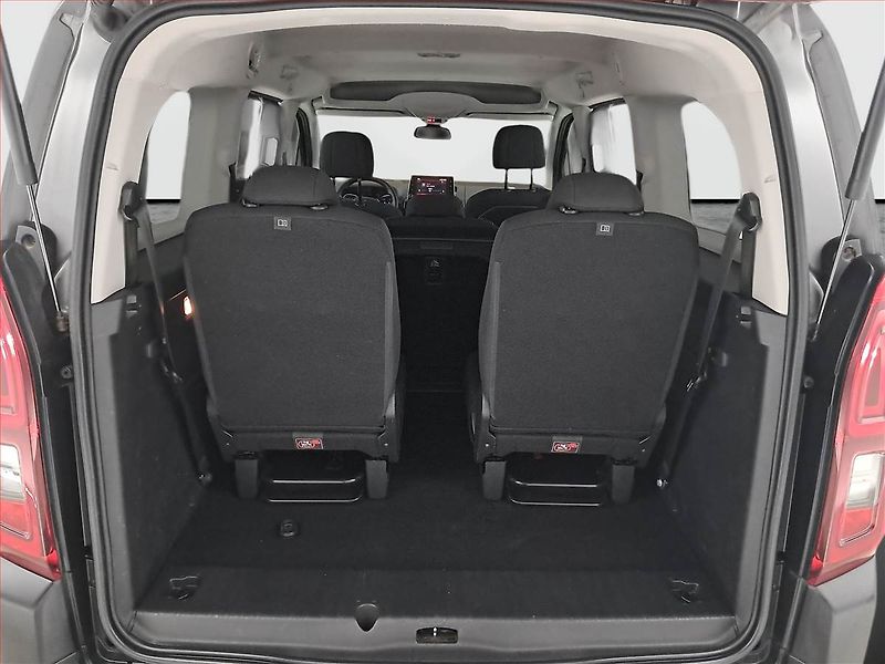 Citroën Berlingo (2021) Maxi Feel Pack 1.5 BlueHDi - fotka 16 z 18