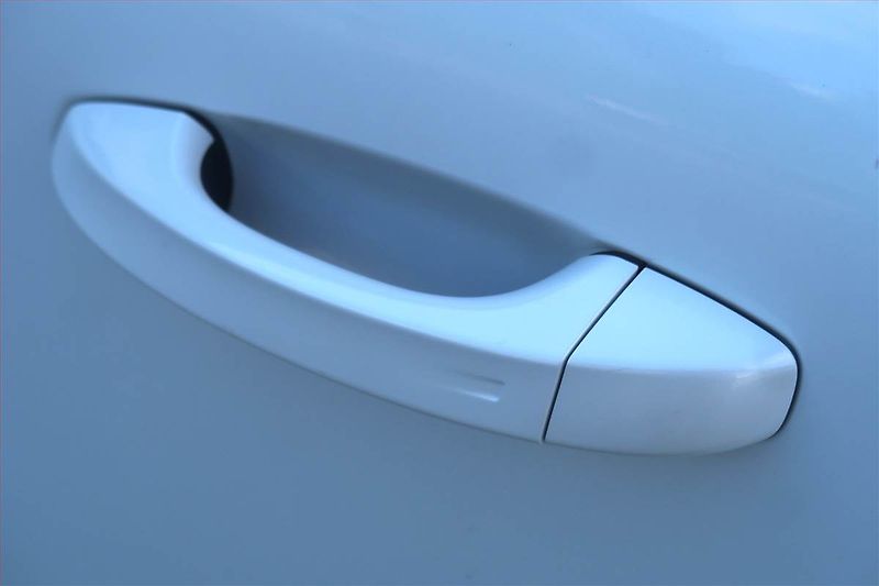 Citroën C5 X (2022) 1.6 PureTech, Automat - fotka 24 z 24