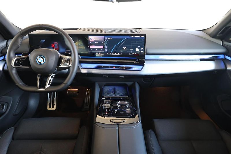 BMW i5 eDrive40 Sedan - fotka 5 z 34