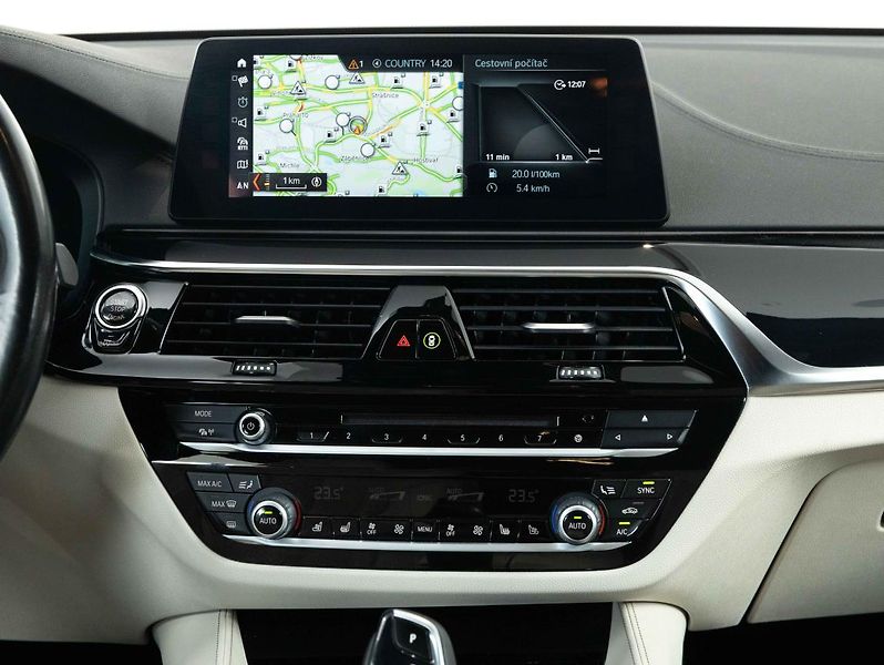 BMW Řada 6 630d xDrive Gran Turismo - fotka 14 z 21
